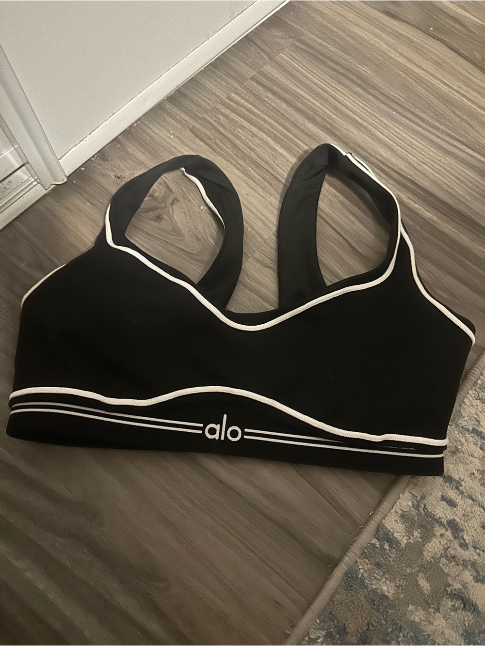 ALO Yoga Black Sports Bra with White Piping